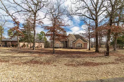 21 Amable Ln, Hot Springs Village, AR 71909