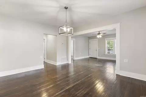 1120 Ash St, Conway, AR 72034 photo 9