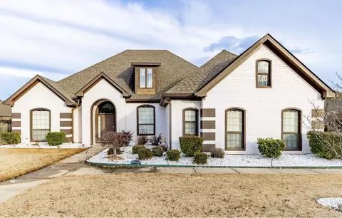 Exterior - 3712 Commonwealth Dr, Bryant, AR 72022 photo 3 of 10