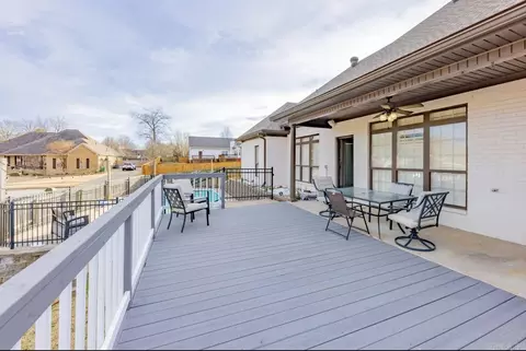 Exterior - 3712 Commonwealth Dr, Bryant, AR 72022 photo 5 of 10