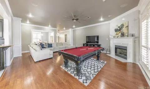 Living - 3712 Commonwealth Dr, Bryant, AR 72022 photo 2 of 4