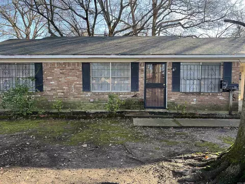 801 Barrow, Pine Bluff, AR 71601 photo 2