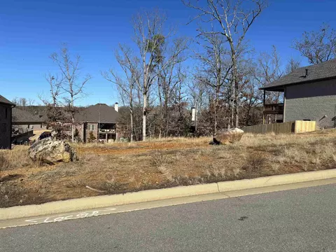 110 Eagle Ridge Dr, Maumelle, AR 72113 photo 1