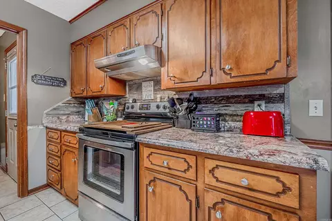 Kitchen - 1809 Orangewood Cv, Beebe, AR 72012 photo 3 of 7