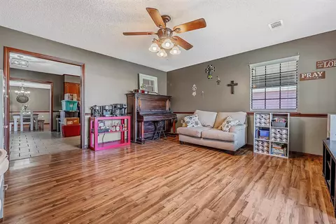 Living - 1809 Orangewood Cv, Beebe, AR 72012 photo 4 of 4