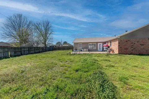 Exterior - 1809 Orangewood Cv, Beebe, AR 72012 photo 2 of 4