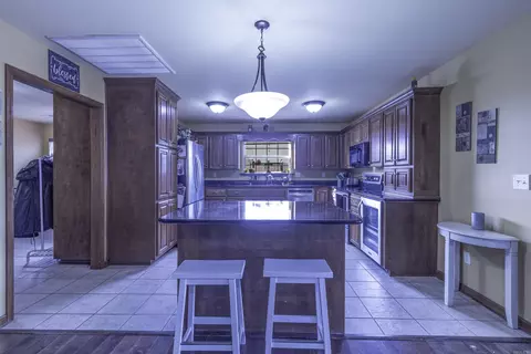 Kitchen - 140 Lloyd Henderson, Beebe, AR 72012 photo 3 of 5