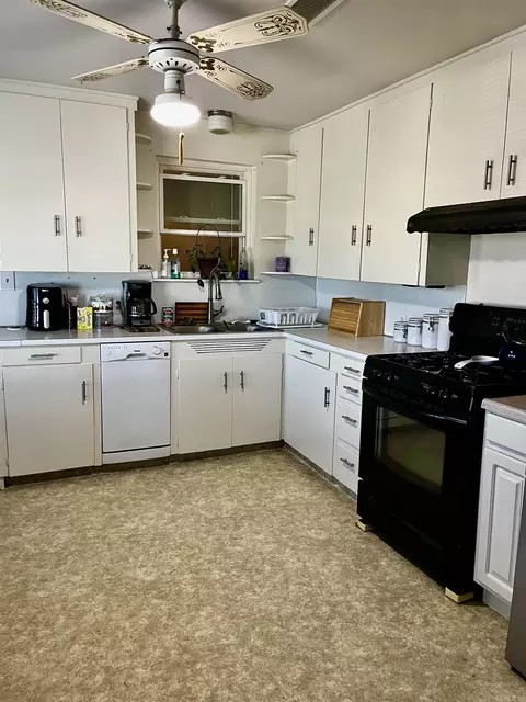920 Poplar St, Benton, AR 72015 photo 10