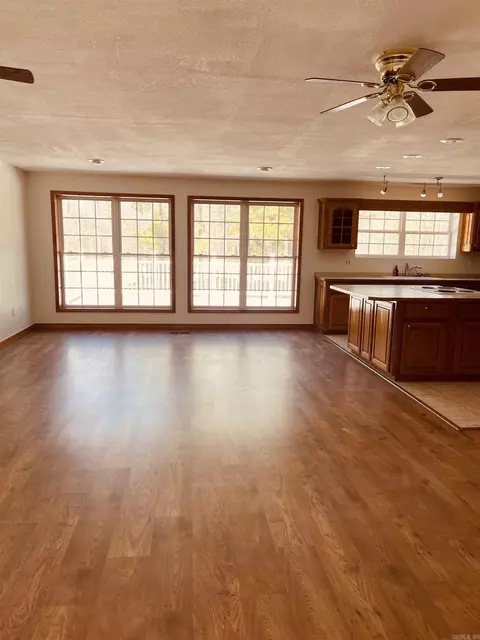 Kitchen - 7424 W Haggerty Ln, Altus, AR 72821 photo 4 of 4