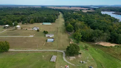 View/Area - 7424 W Haggerty Ln, Altus, AR 72821 photo 2 of 4