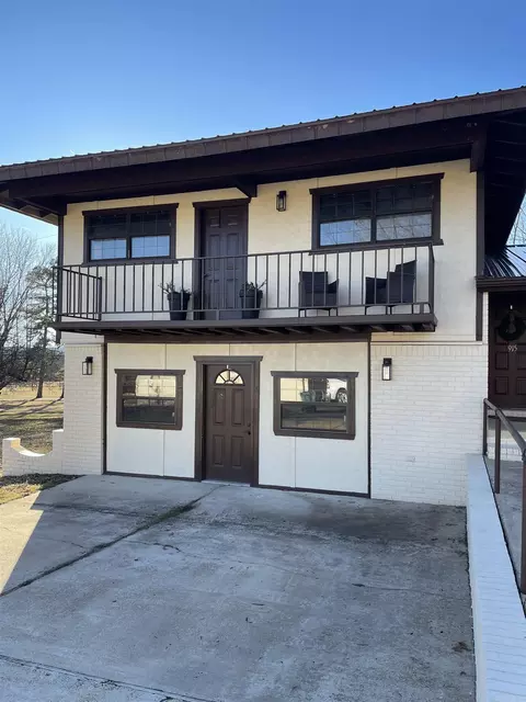 Exterior - 915 Tower Loop, Mountain View, AR 72560 photo 9 of 12