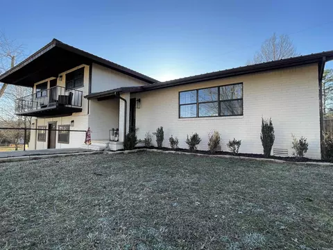 Exterior - 915 Tower Loop, Mountain View, AR 72560 photo 6 of 12