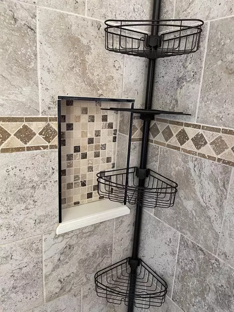 Bath - 915 Tower Loop, Mountain View, AR 72560 photo 4 of 6