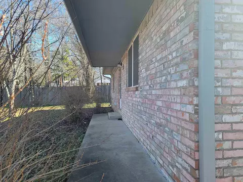 Exterior - 1004 Oak Ave, Mena, AR 71953 photo 15 of 21