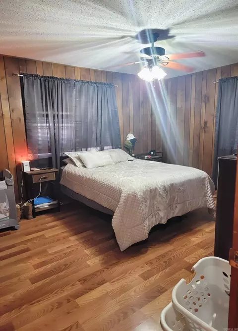 Bedroom - 1004 Oak Ave, Mena, AR 71953 photo 1 of 4