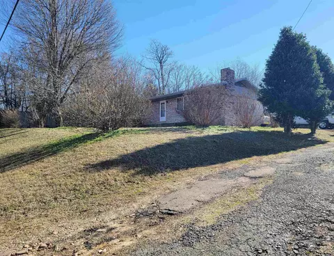 Exterior - 1004 Oak Ave, Mena, AR 71953 photo 18 of 21