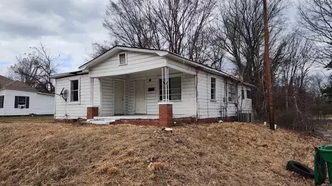 1803 W 2nd, Pine Bluff, AR 71603 photo 1