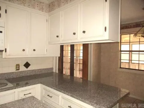 Kitchen - 7407 S Laurel St, Pine Bluff, AR 71603 photo 4 of 4