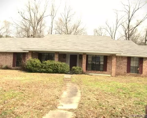 Exterior - 7407 S Laurel St, Pine Bluff, AR 71603 photo 4 of 10