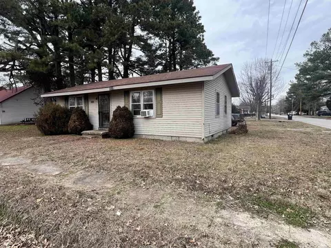 588 E Jackson St, Piggott, AR 72454 photo 3