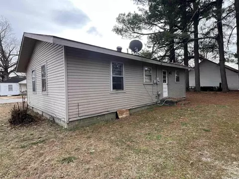 588 E Jackson St, Piggott, AR 72454 photo 4