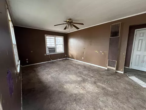 588 E Jackson St, Piggott, AR 72454 photo 6