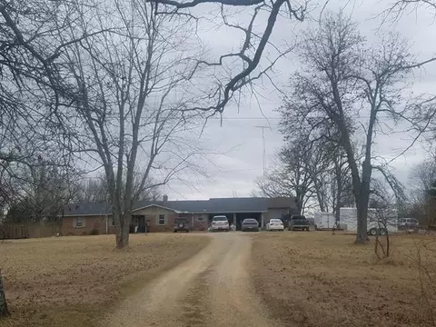 123 Taylor Rd, Ash Flat, AR 72513 photo 1