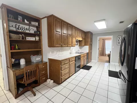 Kitchen - 6800 Twin Oaks Ln, Pine Bluff, AR 71603 photo 1 of 3