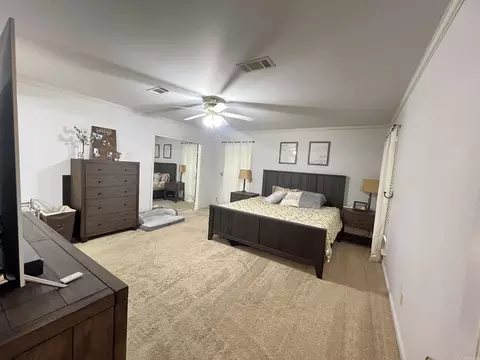 Bedroom - 6800 Twin Oaks Ln, Pine Bluff, AR 71603 photo 2 of 6