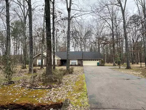 Exterior - 6800 Twin Oaks Ln, Pine Bluff, AR 71603 photo 5 of 5