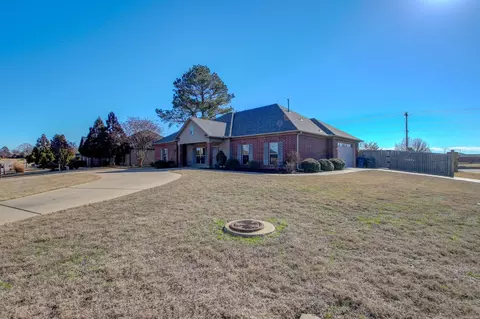 Exterior - 5025 Sistine Chapel Dr, Conway, AR 72034 photo 2 of 13
