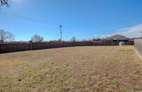 Exterior - 5025 Sistine Chapel Dr, Conway, AR 72034 photo 12 of 13