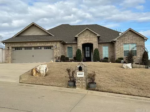 16002 Burleigh Ct, Little Rock, AR 72210