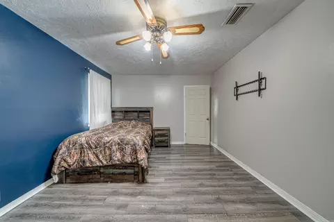 Bedroom - 6920 Gibson Rd, Jacksonville, AR 72076 photo 3 of 3