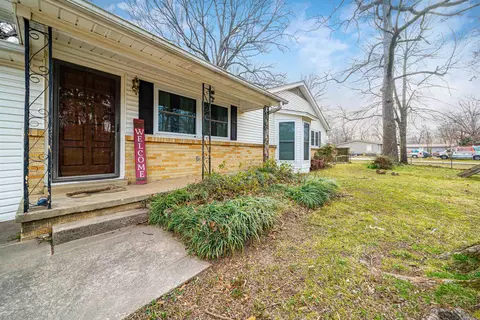 Exterior - 6920 Gibson Rd, Jacksonville, AR 72076 photo 1 of 9