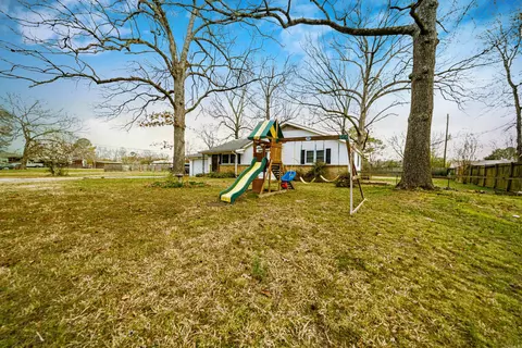 Exterior - 6920 Gibson Rd, Jacksonville, AR 72076 photo 2 of 9