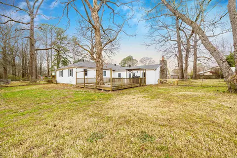 Exterior - 6920 Gibson Rd, Jacksonville, AR 72076 photo 7 of 9