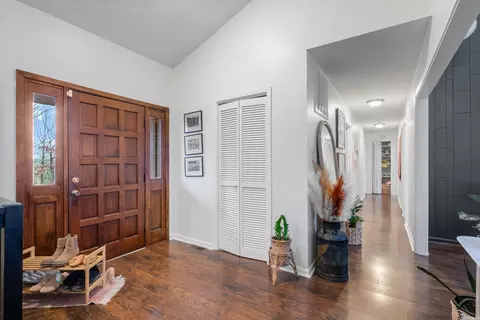 Entry Way - 11 Blue Jay Way, Conway, AR 72032 photo 1 of 3