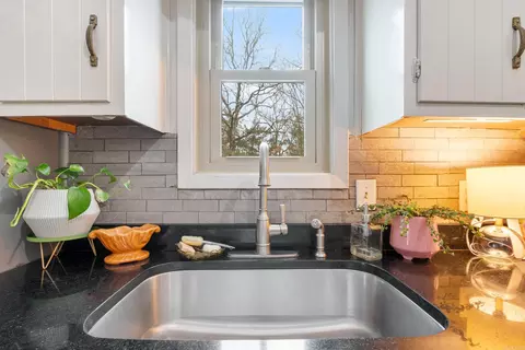 Kitchen - 11 Blue Jay Way, Conway, AR 72032 photo 7 of 7