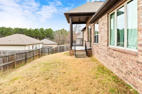 Exterior - 401 Michelle Dr, Benton, AR 72015 photo 3 of 6