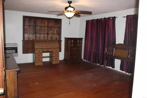 Living - 206 Oak, Springhill, LA 71075 photo 2 of 2