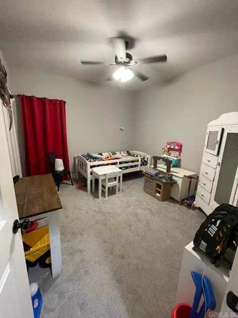 Bedroom - 105 Hayden Dr, Beebe, AR 72012 photo 4 of 5