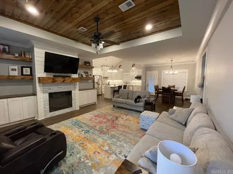 Living - 105 Hayden Dr, Beebe, AR 72012 photo 1 of 5
