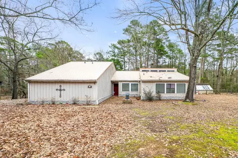 Exterior - 321 Heritage Pl, De Queen, AR 71832 photo 1 of 8