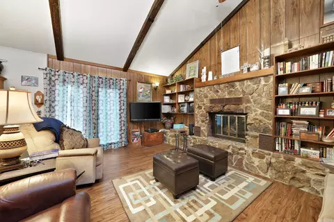 Living - 321 Heritage Pl, De Queen, AR 71832 photo 3 of 3