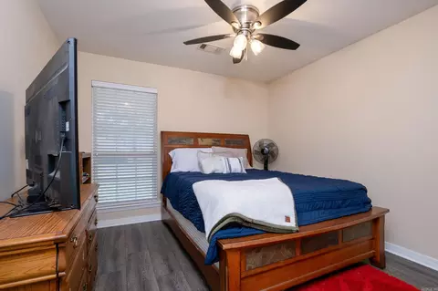 Bedroom - 10 Woodlawn Cir, Beebe, AR 72012 photo 7 of 8
