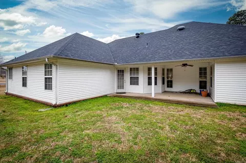 Exterior - 10 Woodlawn Cir, Beebe, AR 72012 photo 4 of 9