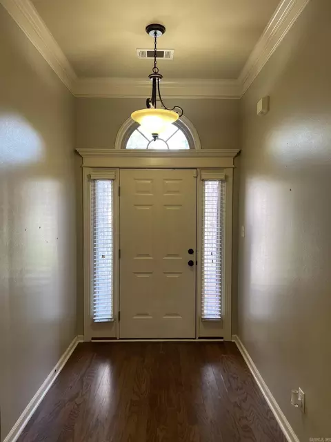 Entry Way - 5223 Charles Ct, Bryant, AR 72022 photo 1 of 4