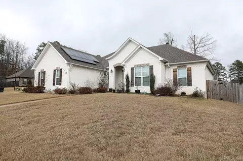 Exterior - 613 Creekside Cv, Bryant, AR 72022 photo 1 of 11
