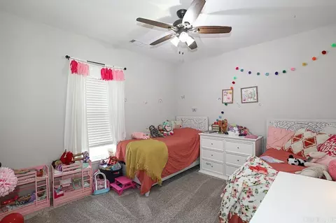 Bedroom - 613 Creekside Cv, Bryant, AR 72022 photo 5 of 12